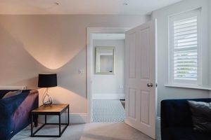 Lounge- click for photo gallery